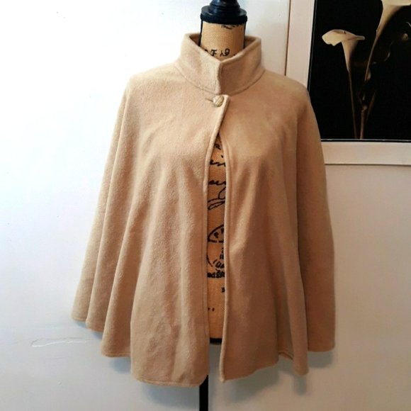 East 5th Jackets & Blazers - NEW! East 5th Tan Soft Fuzzy Teddy Cape Jacket OS